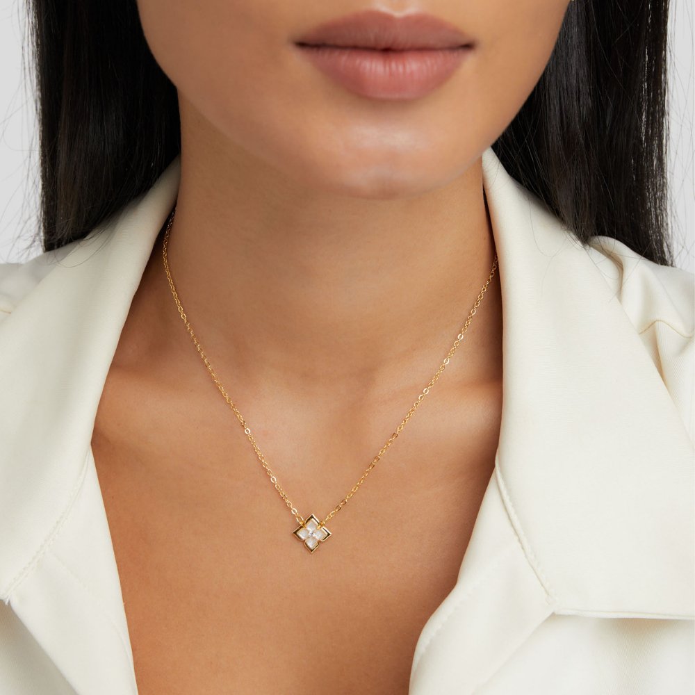 Dahlia-halsband med kors-kluster