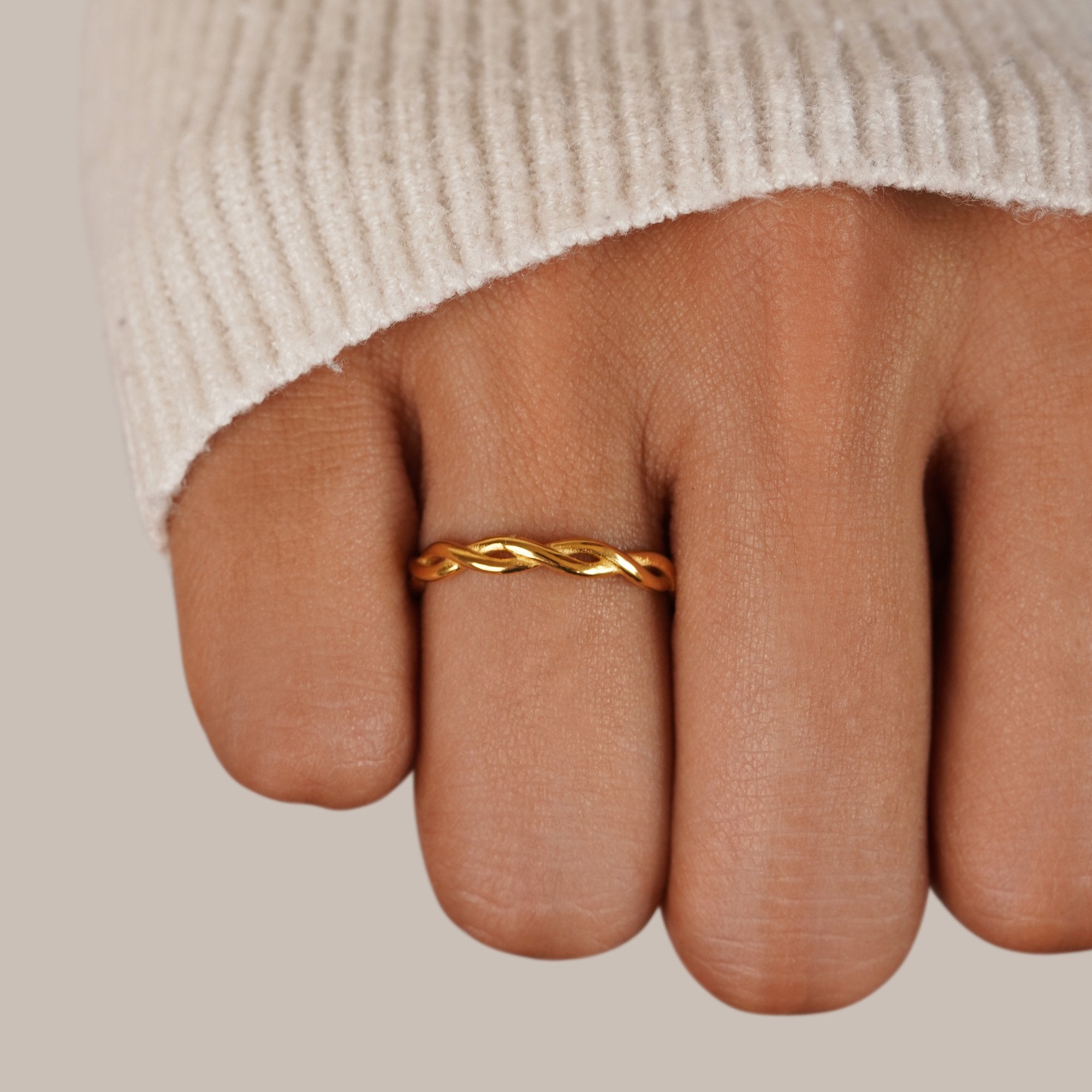 Infinity-ring